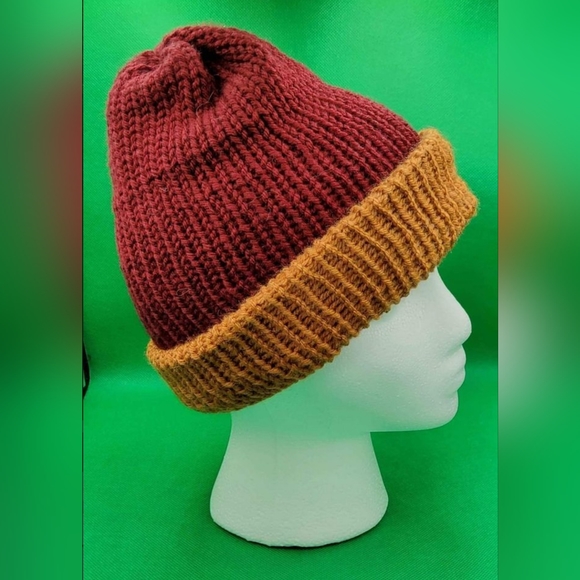 double layered winter beanie - Picture 2 of 3